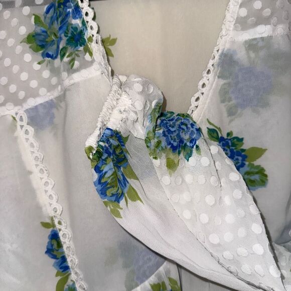 🌿 ASOS Sheer Floral Lace Peplum Blouse – Size 2 (US) Lightweight | Romantic | C - Picture 4 of 7